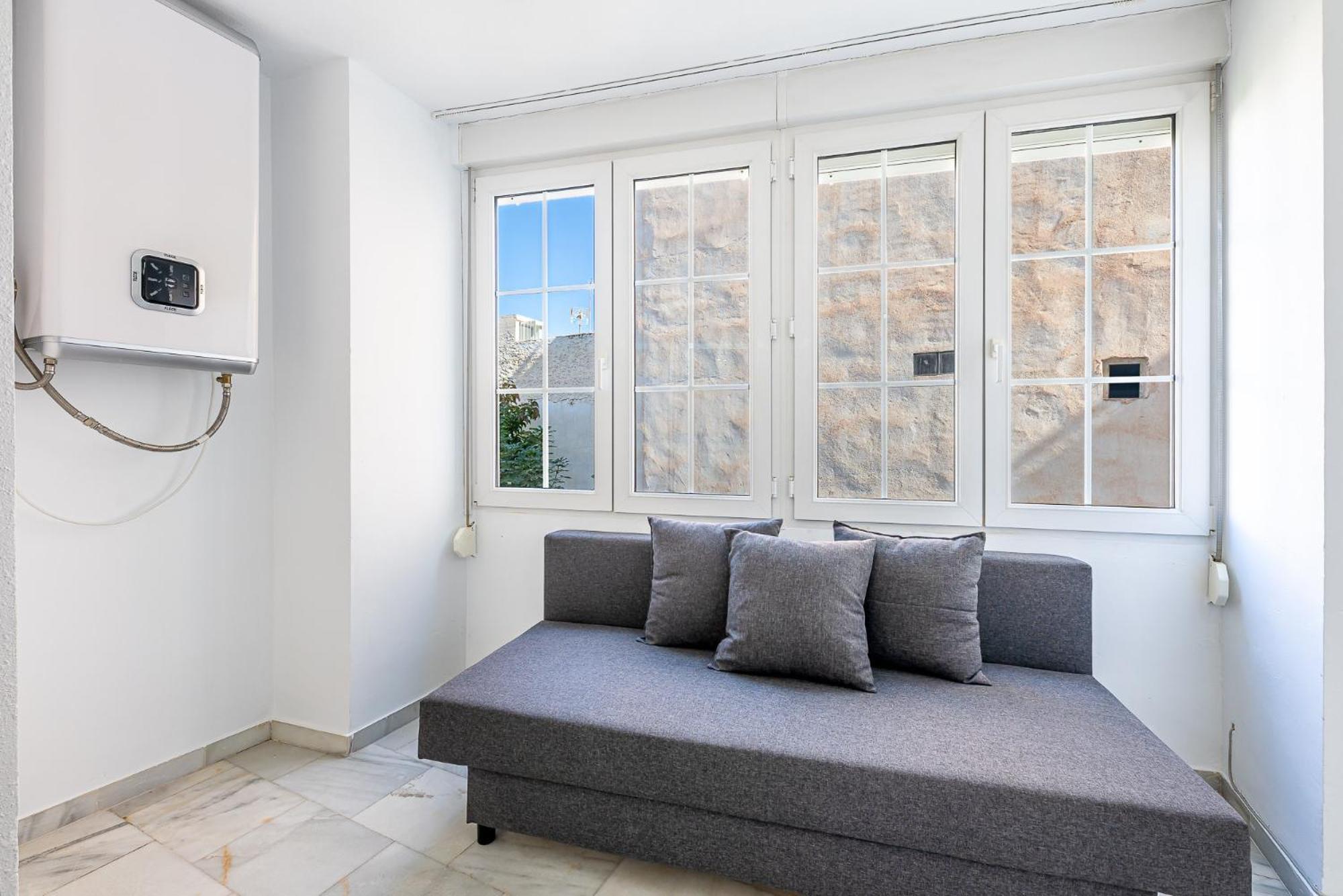 797 Holiday Rentals - Piso Para 3 En La Carihuela Con Piscina Torremolinos Dış mekan fotoğraf